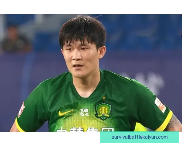 金玟哉在安联球场的表现备受期待，助力球队争夺重要赛事。